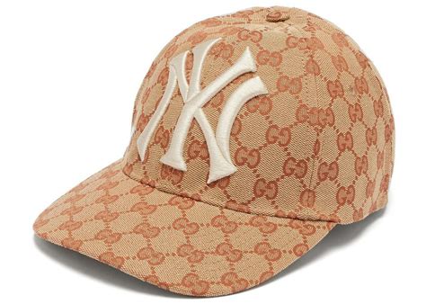 new era gucci casquette|Gucci yankees logo.